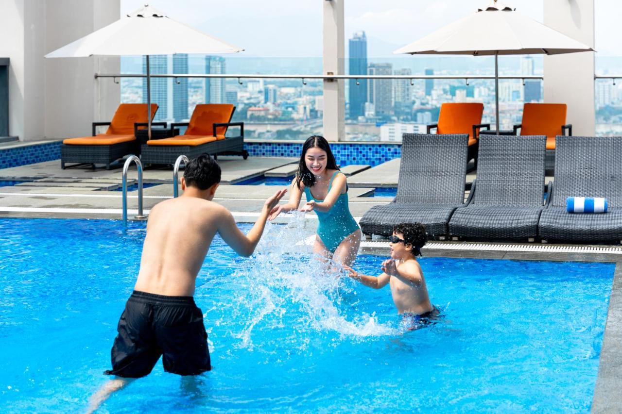 Altara Suites Da Nang by AHG Bagian luar foto