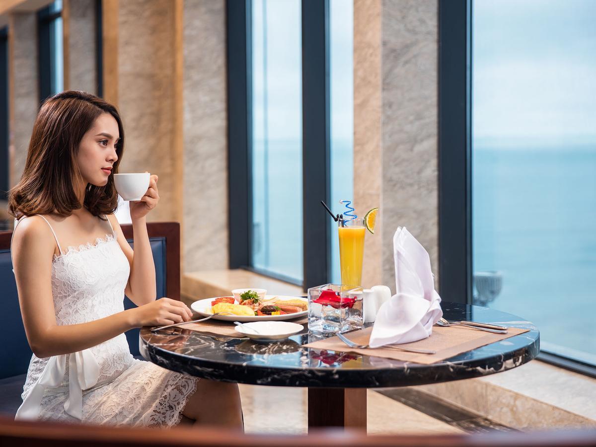 Altara Suites Da Nang by AHG Bagian luar foto