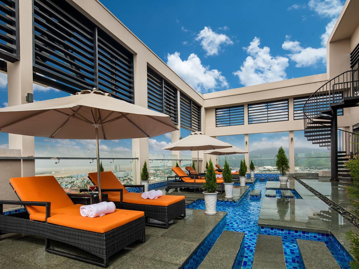 Altara Suites Da Nang by AHG Bagian luar foto